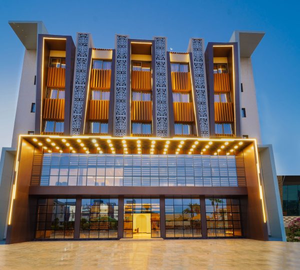 Façade Terrace Side 1